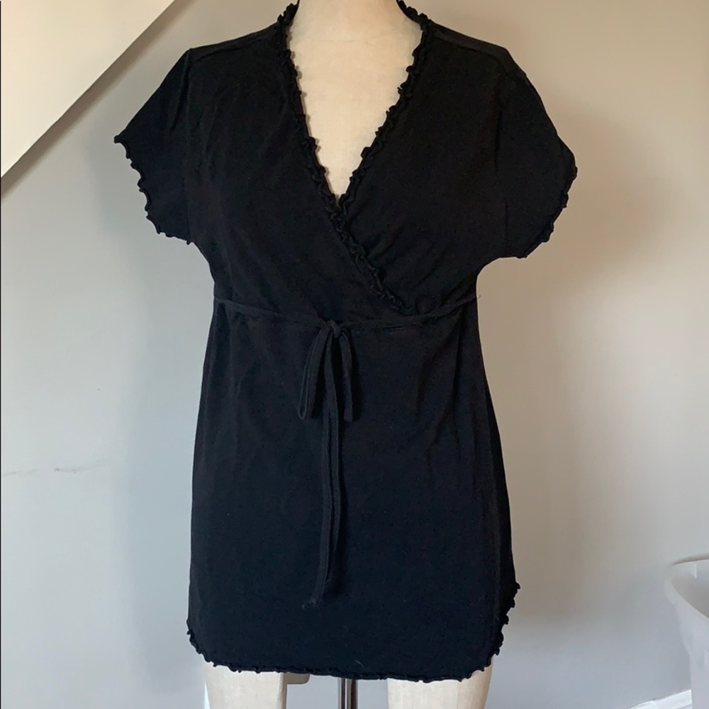 Empire waist maternity top with wavy trim hem